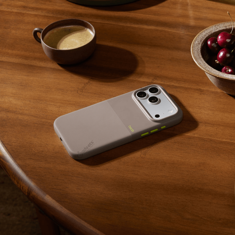 Beats Rugged MagSafe with Camera Control Sierra Case For iPhone 17 Series
